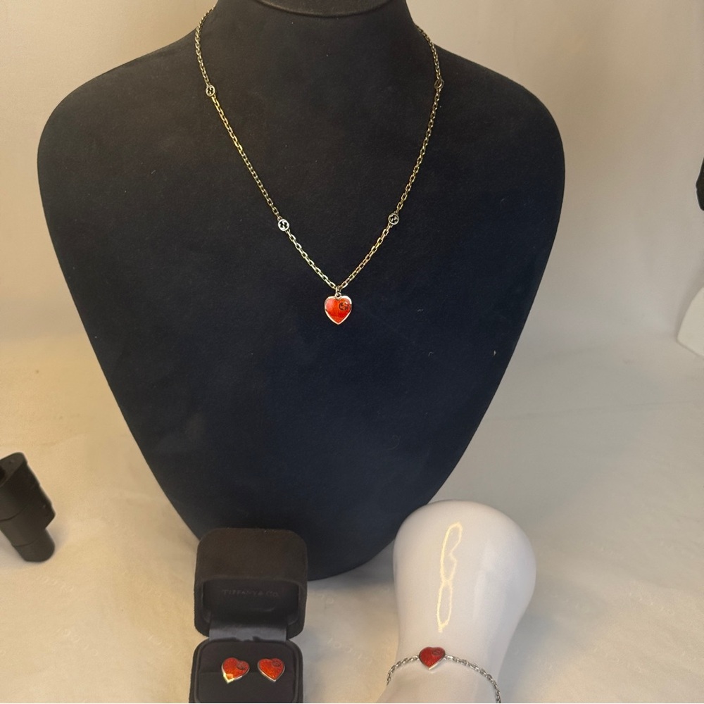 NWT Gucci TRIO silver necklace, earrings , bracelet
